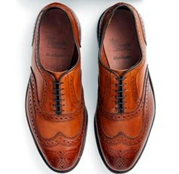 С чем носить коричневые ботинки мужчине
